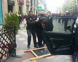 Madrid Sokakları Sarı-Kırmızı