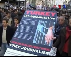 'Türkiye İnsan Hakları Alanında Eleştiriye Açık Olmalı'