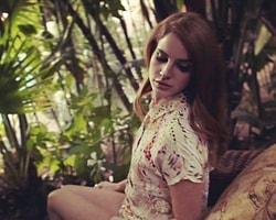 Lana Del Rey'den Özel Cover: 'Summer Wine'
