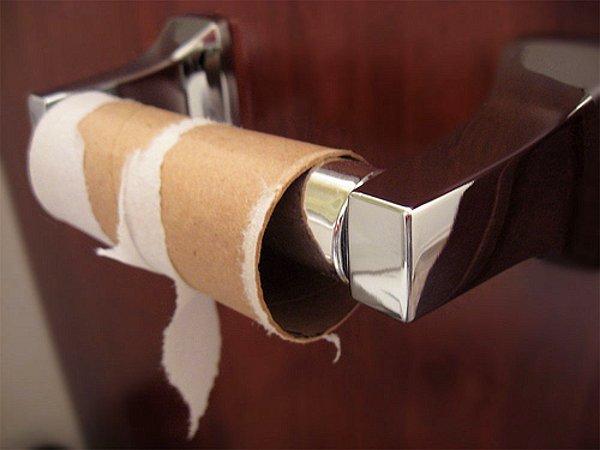 12. Tuvalet kağıdını bittiğinde değiştirmeyenler.