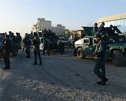 Taliban Militanları Kabil Havalimanı'na Saldırdı