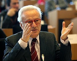Ap Sosyalist Grup Başkanı Hannes Swoboda'dan Yeni Çıkış