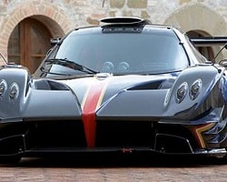 Yolda Hız Devrimi: Pagani Zonda Revolucion