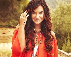Demi Lovato'nun Çıplak Pozları Satışa Çıktı!