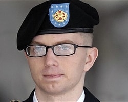 Manning'e 35 Yıl Hapis Cezası