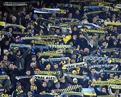 Fenerbahçe Taraftarından "Yönetim İstifa" Sloganları