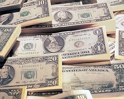 Dolar 2 Lira Oldu!