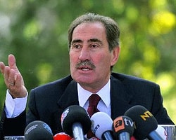Ak Partililer, Ertuğrul Günay'ın Basın Toplantısını Bastı