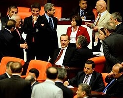 AKP'de Büyük Sessizlik