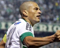 Alex'ten Galatasaray'a Mesaj