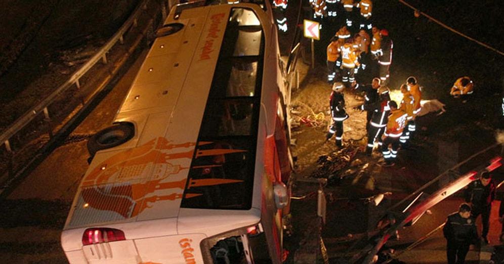 Maslak'ta Yolcu Otobüsü Devrildi: 2 Ölü