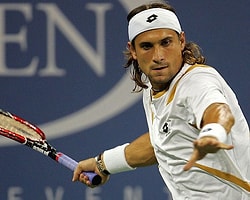 Ferrer Dolgopolov'a şans tanımadı