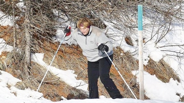 Merkel Kayak Yaparken Kalça Kemiğini Çatlattı