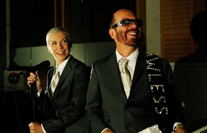 Eurythmics The Beatles İçin Birleşiyor