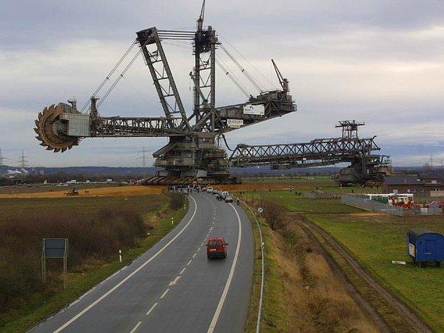 Dünyanın En Büyük Kara Aracı - Bagger Kazıcısı, Almanya