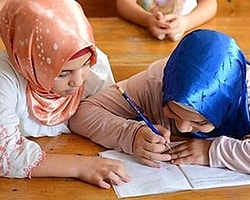 'Tüm Liselerde Başörtüsü İzni Geliyor'