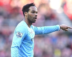 Pellegrini Yineledi: Lescott Kalacak