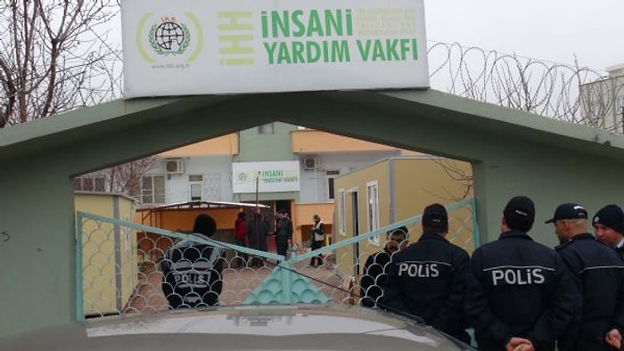 İHH'ya Polis Baskını ve İHH'dan Açıklama