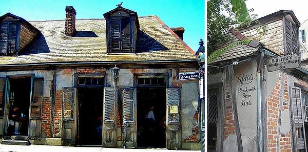 11. Lafitte’s Blacksmith Shop Bar (1722) — New Orleans, Louisiana, ABD