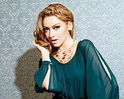 Hadise 250 Bin 'Euro'sunu İstiyor