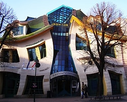 Geometriyi Yeniden Şekillendiren 15 İlginç Ev
