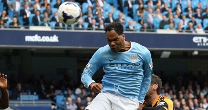 Lescott Nihayet Kartal Oluyor