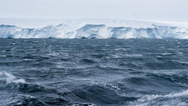 17. En Rüzgarlı Yer - Commonwealth Körfezi, Antartika