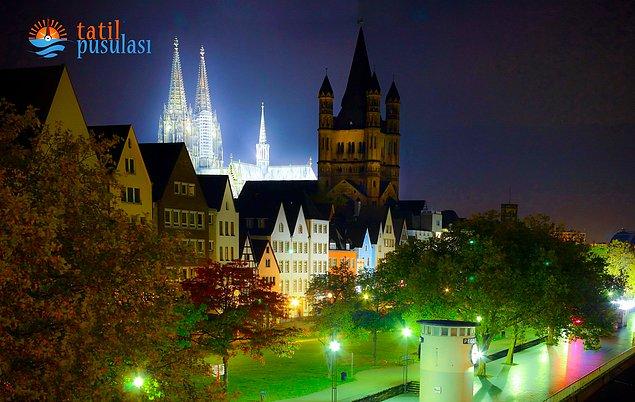 10. Müze gezilerini,festivalleri, yağmuru,patates püresini ve birayı seviyorsanız Köln’ü gezip görmek bir yana yerleşmeyi bile düşünebilirsiniz.