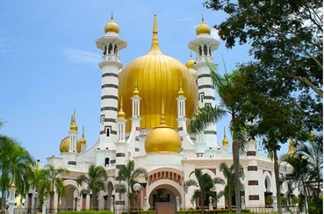 6. Ubudiah Camii