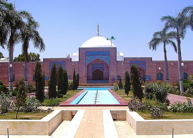 18. Şah Jahan Camii