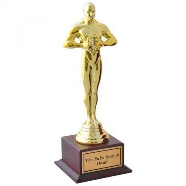 4-) Yılın En İyi Sevgilisi Oscarı