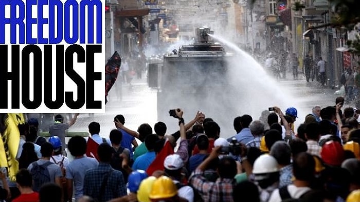 Freedom House’dan Türkiye’ye Kırık Not