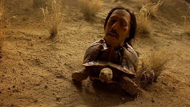 4.Tortuga'nın kaplumbağa sırtına monte edilen kafası