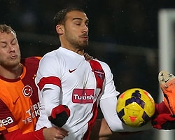 Milli Golcü Şimdiden İmzaladı