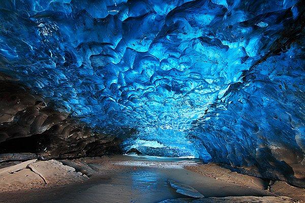 Kristal Mağara, İzlanda