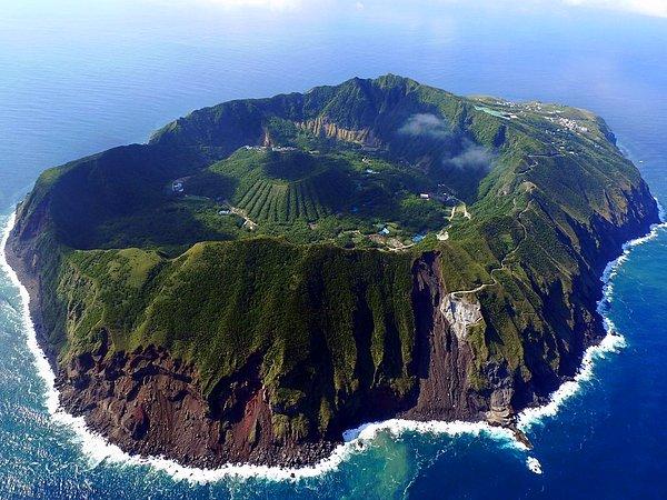 Aogashima Volkanı, Japonya