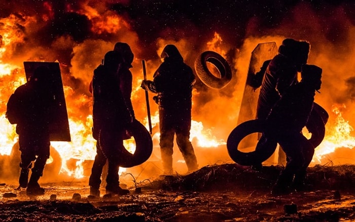 Ukrayna'da Göstericiler Koşullu Affı Reddetti