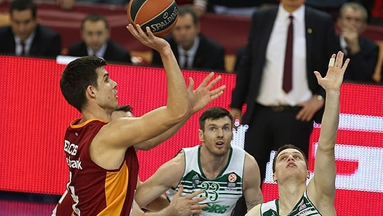 Aslan Zalgiris'e Şans Tanımadı