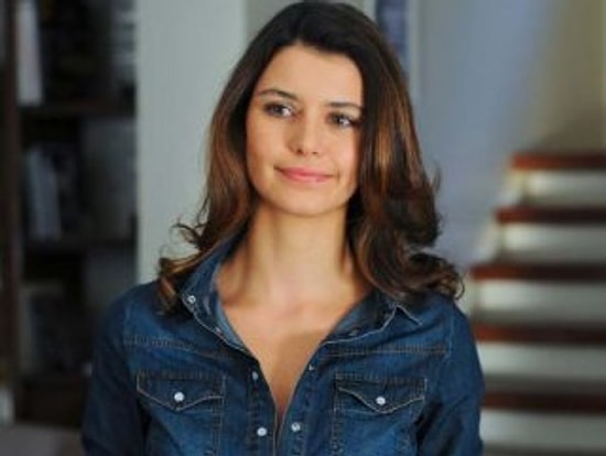 Beren Saat Los Angeles Yolcusu