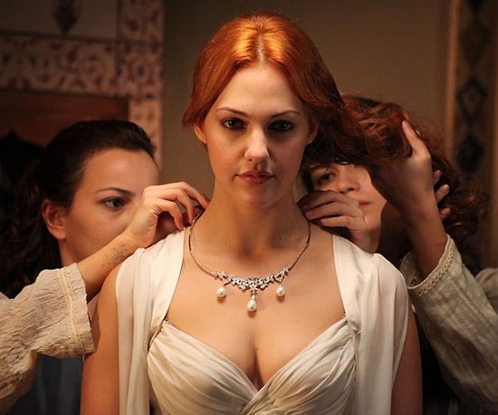 Meryem Uzerli İstanbul'a Geliyor