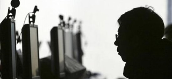 25 Soruda İnternet Yasası