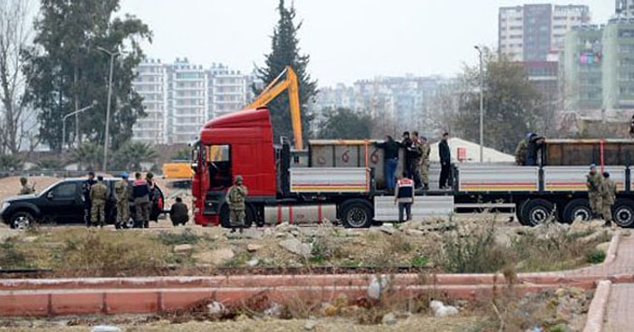 TIR'ları Durduran Albay Görevden Alındı