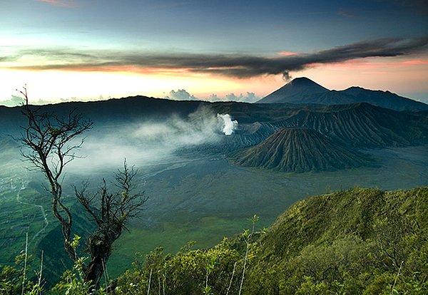 4. Bromo Dağı, Endonezya