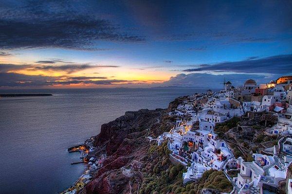 5. Santorini Adası, Yunanistan