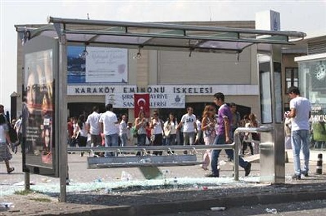 İETT Duraklarında Tarih Dile Geliyor