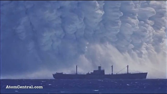 Suyun Altında Patlatılan Atomik Bomba