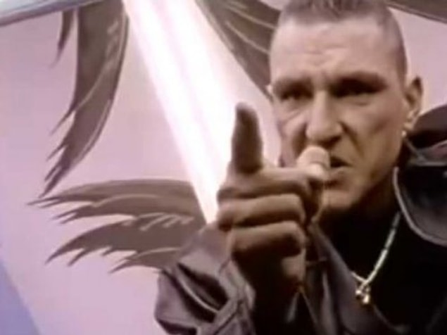 4. Lock, Stock, and Two Smoking Barrels (Ateşten Kalbe, Akıldan Dumana)