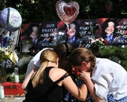 Michael Jackson Hayranlarına 'Bir Euro' Manevi Tazminat