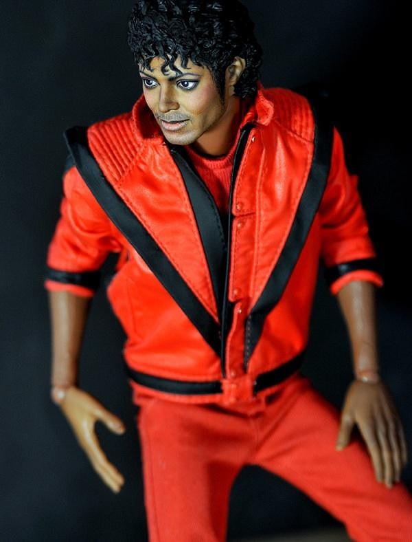 THRILLER