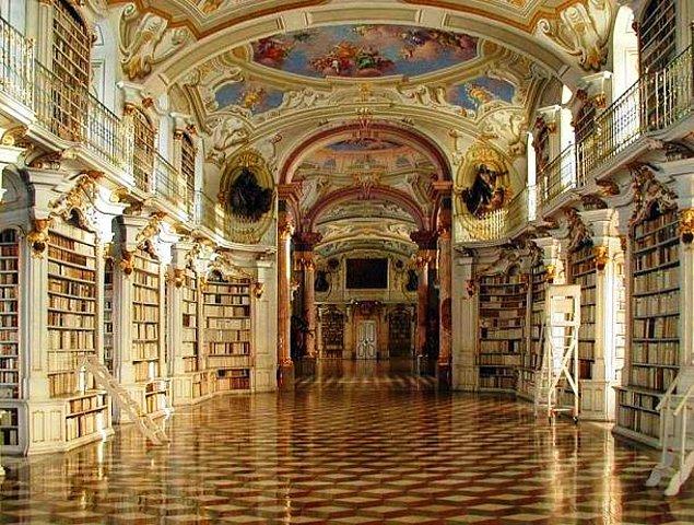 21. Admont Abbey Kütüphanesi (Admont, Avusturya)